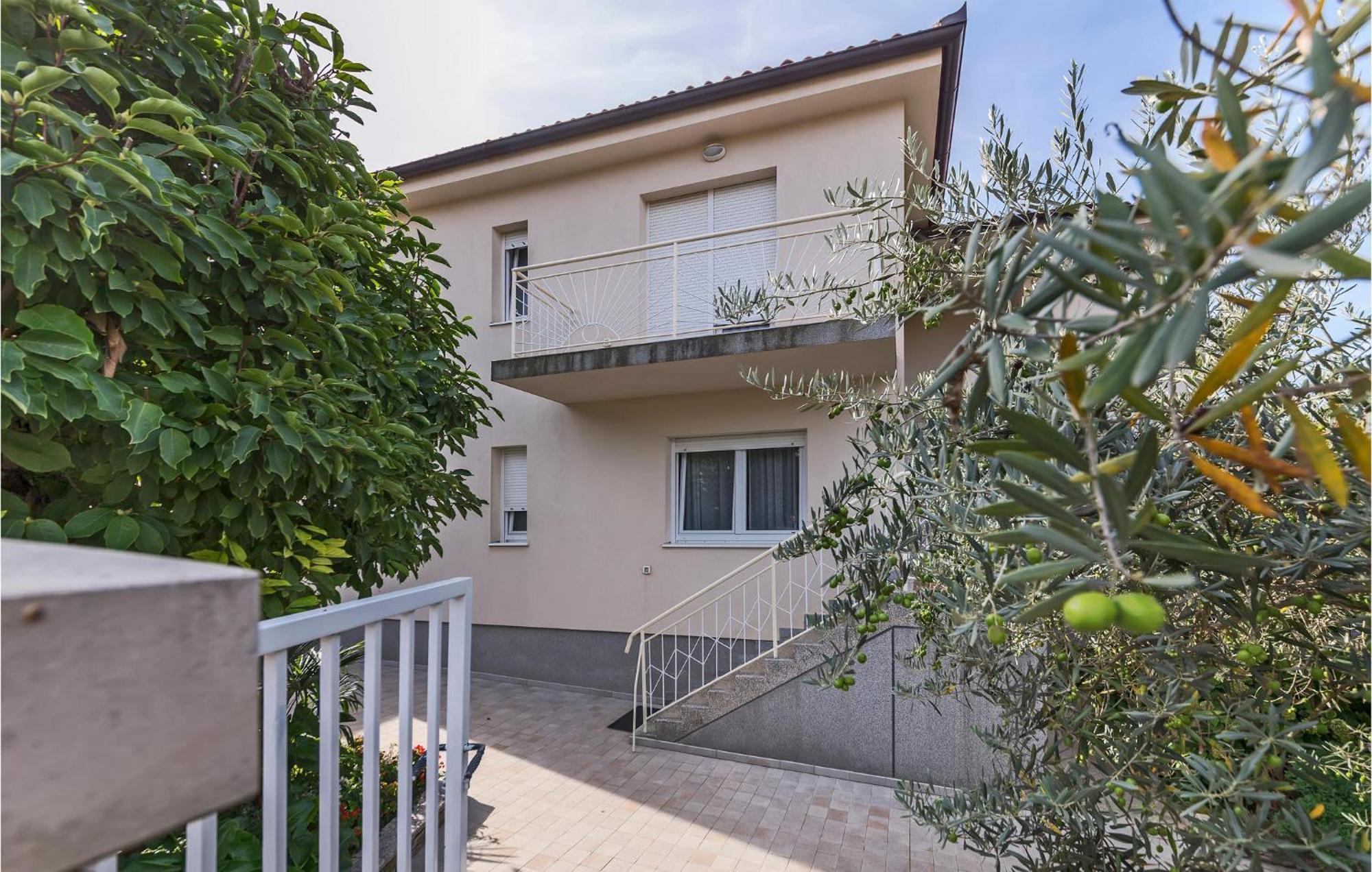 Gorgeous Apartment In Pula With Wifi * Pula